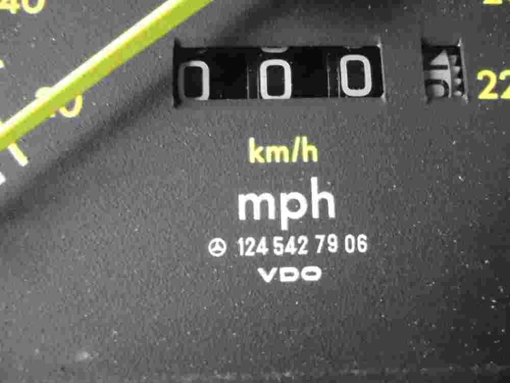 Tachometer Mercedes-Benz W124 1245427906 VDO 124 542 79 06