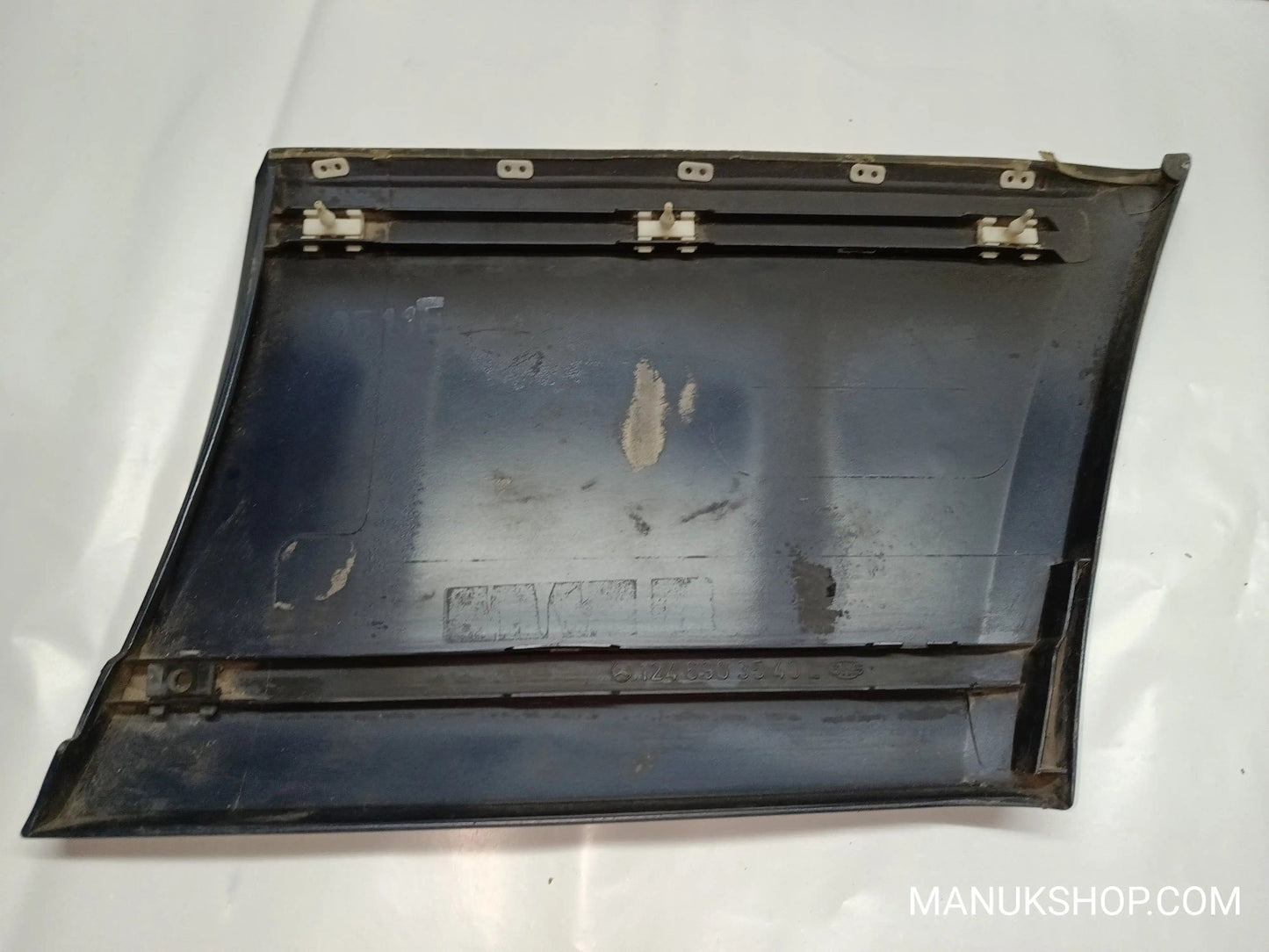 Leiste Zierleiste Kotflügel links Mercedes-Benz W124 1246903540 124 690 35 40