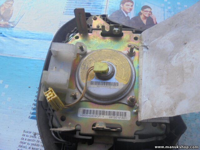 Fahrer Lenkrad Suzuki Jimny 2 4815081A01 48150-81A01 000040802CFI
