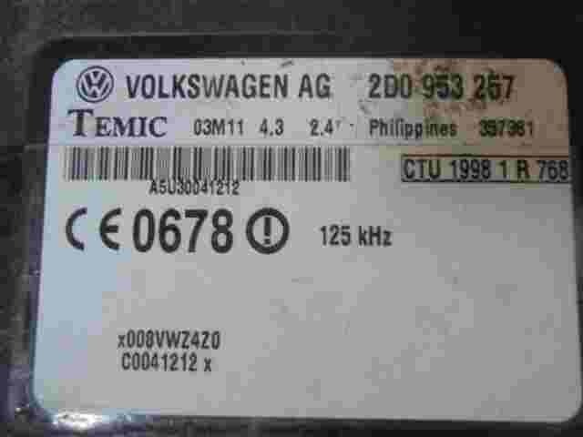 Steuergerät Wegfahrsperre Alarmmodul VW 2.5 2D0953257 2D0 953 257 TEMIC 03M11