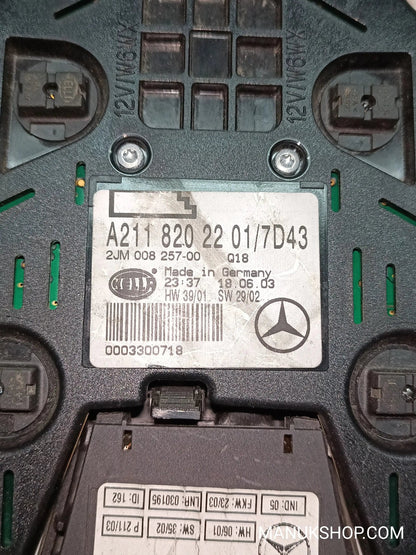 Innenleuchte Mercedes-Benz E-Klasse W211 A2118202201 2JM00825700  A211 820 22 01
