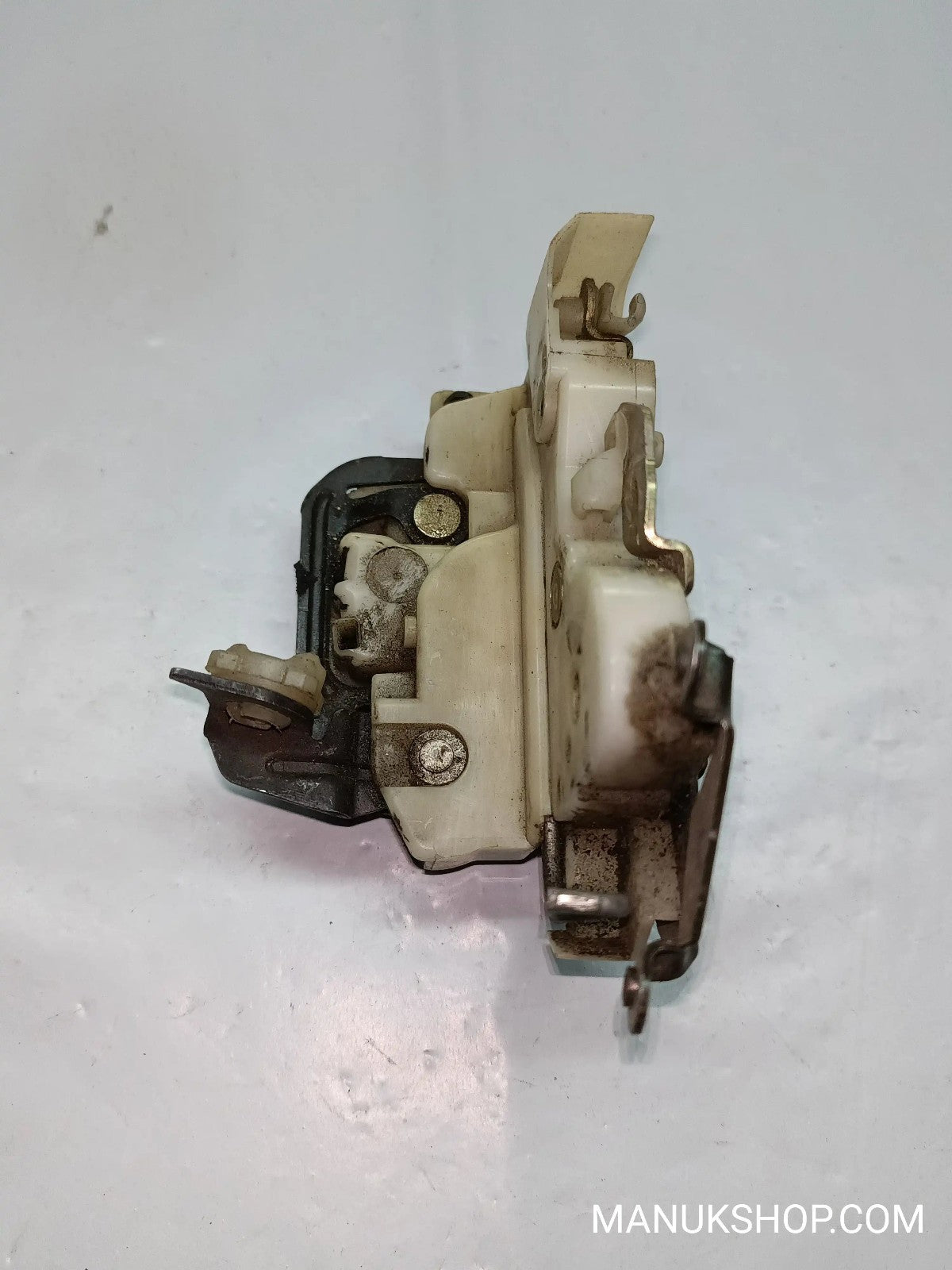 Türschloss rechts hinten  Nissan Almera N16