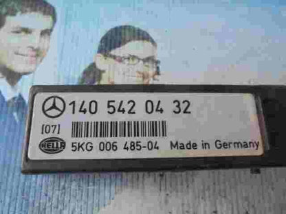 Lampenkontrolle Relais Mercedes-Benz W140 1405420432 HELLA 5KG00648504