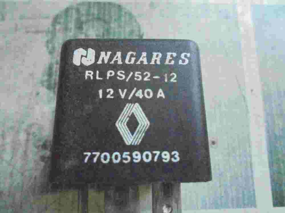 Relais Renault 7700590793 NAGARES RLPS/52-12 12V/40A
