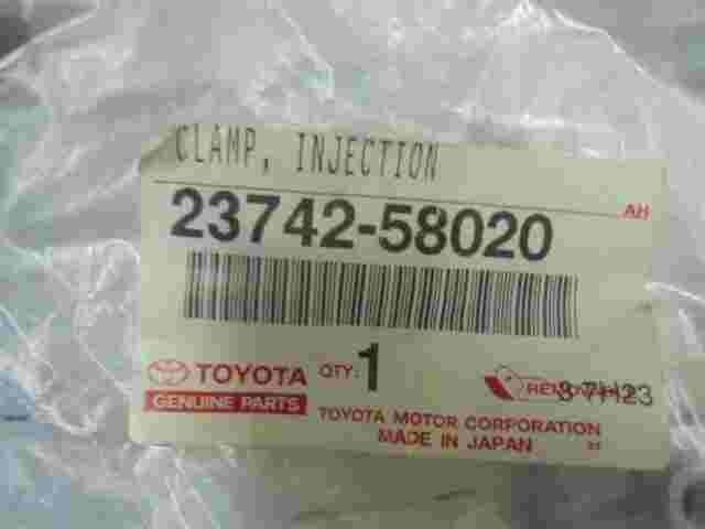 Clamp Injection Pipe  Toyota Land Cruiser 200 Hilux 2374258020 23742-58020
