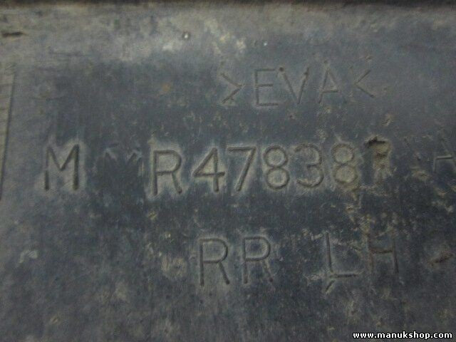Schmutzfänger Mitsubishi Pajero Pinin MR478387 MR 478387 RR LH