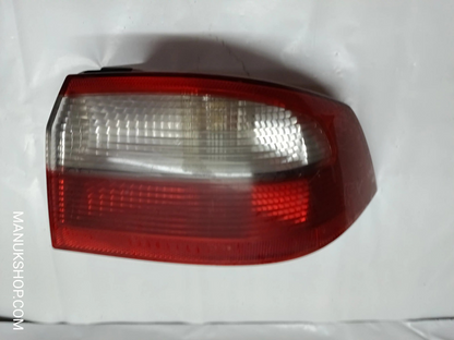 Rückleuchte Bremslicht hinten recht Renault Laguna 8200002474 82 00 002 474