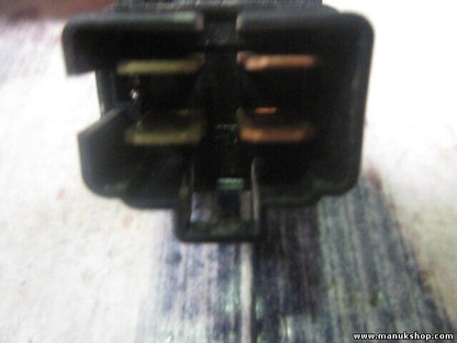 Relais Mitsubishi Pajero sport MB627895 MB 627 895 12V 11X9D