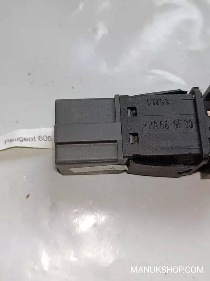Warnblinkschalter Peugeot 605 PA66GF30 PA66-GF30 16M4