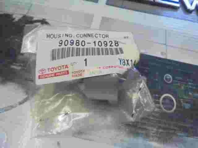 Housing Connector Toyota NX 200 300H Lexus LC500 LC500h RX350 RX450h 9098010928