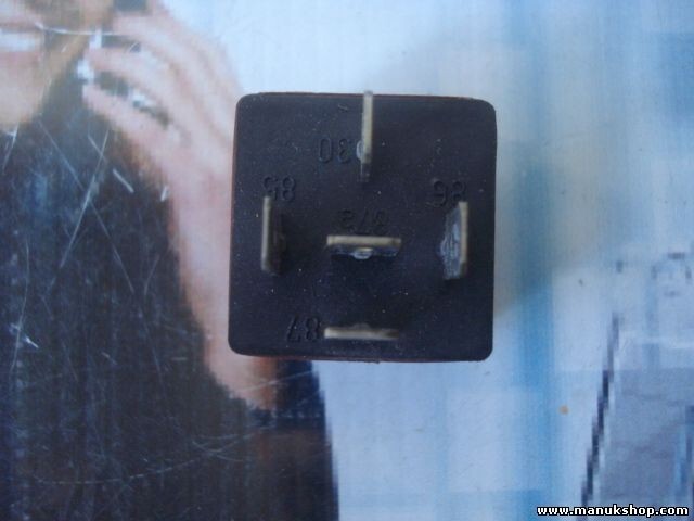 Relais Renault Clio 2 25A03612 25A 03612 G.Cartier