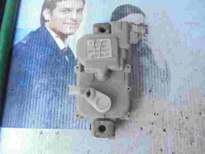 Stellmotor Zentralverriegelung Tür hinten Links NISSAN PATROL 8255105J00 89A036