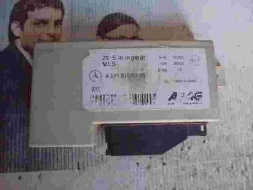 Steuergerät Alarm Mercedes-Benz W211 A2118205026 Q11 HW 20/03 SW 30/03 (04)