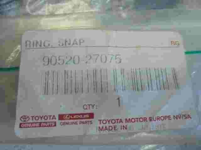 1 stuck Ring Snap  Toyota Vitz Aygo 9052027075 90520-27075