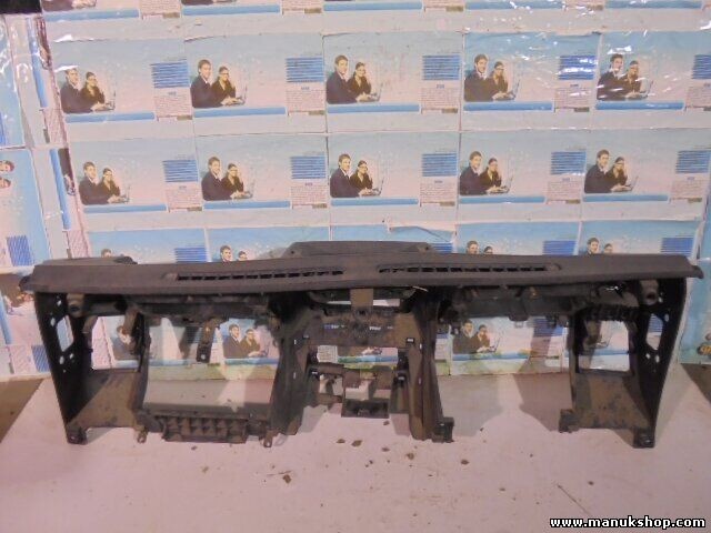 Armaturenbrett Mitsubishi Pajero MMC MR480037 MR 480037 CF016011 CF 016011