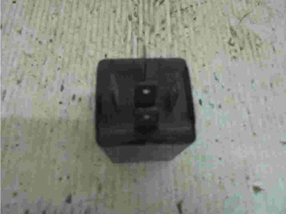 Relais Audi VW Volkswagen Passat B4 431955535 92861811100 928 618 111 00