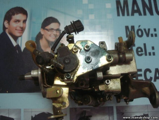 Dieselpumpe Einspritzpumpe Renault Laguna 2,2D 7700107169 0460494452