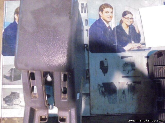 Armlehne  Nissan Terrano Ford Maverick II R20 2.7 969107F000 9691 07 F000