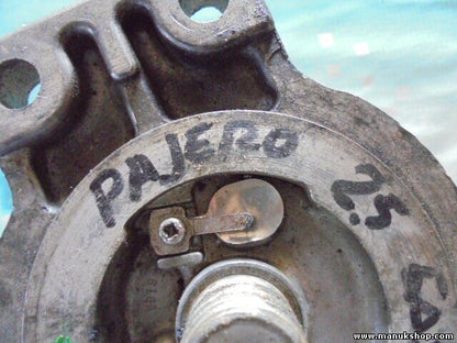 Ölfiltergehäuse Mitsubishi Pajero Montero 4WD 1996 MB554950 MR258415 MB129677