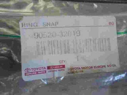 1 stuck Ring Snap  Toyota Aygo Vitz 9052032019 90520-32019 905-203-2019