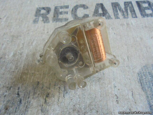 Schrittmotor Tacho Volkswagen Passat 3B VDO 3B0919890B 3B0 919 890 B 3BO919890B