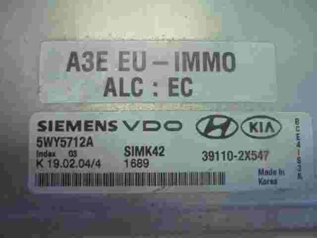 Motorsteuergerät  Kia Rio 2 Index 03 391102X547 SIEMENS VDO 5WY5712A A3EEUIMMO