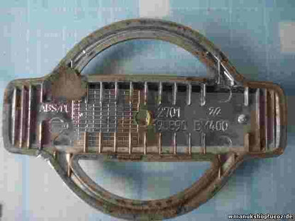 Emblem Logo hinten  Nissan Almera n16 90890BM400 90890 BM400
