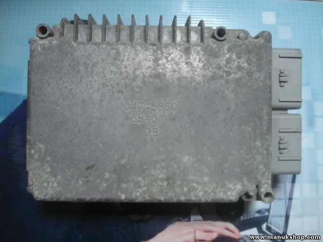 Motorsteuergerät Chrysler Dodge Grand Caravan 04748422AD 04748 422AD 04748422