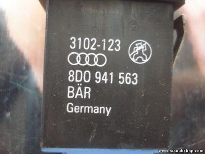 Nebelscheinwerfer Schalter Audi A4 8D0941563 8D0 941 563 8DO941563