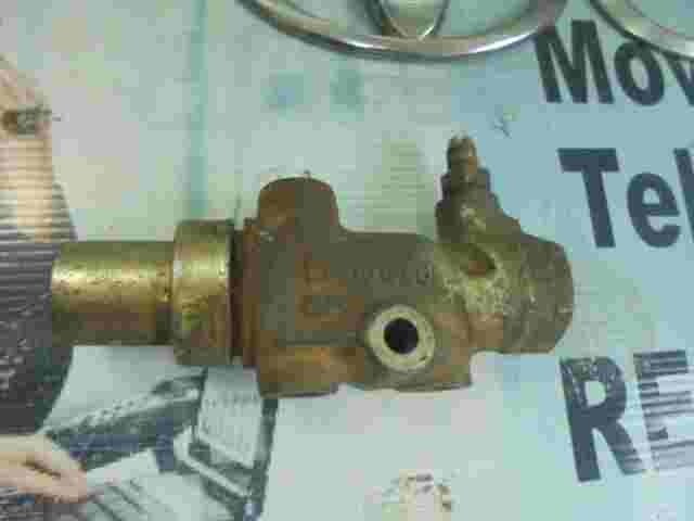 Bremsdruckverteiler LAND ROVER DEFENDER 2.5 TDI 3231-738 3231738 ANR3194