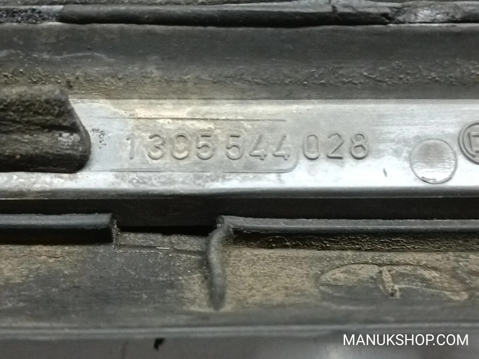 Scheinwerfer GLAS  rechts Mercedes Benz W124 1305544028 1305 544 028
