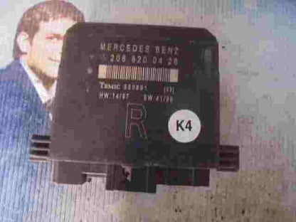 Türsteuergerät Mercedes-Benz W210 E-Klasse W208 2088200426 TEMIC 350891 R