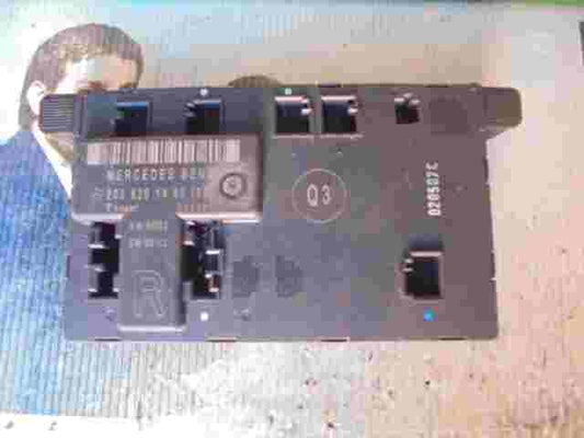 Karosseriesteuergerät Mercedes Mercedes-Benz  2038201485 Q3 203 820 14 85 Q3