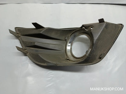 Nebelscheinwerfer Verkleidung  Abdeckung Ford Kuga 8V4115B200A 8V41-15B200-A