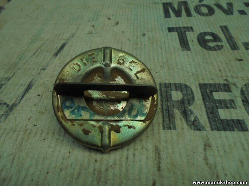Tankverschluss Tankdeckel Nissan Patrol Bluebird Cherry Diesel