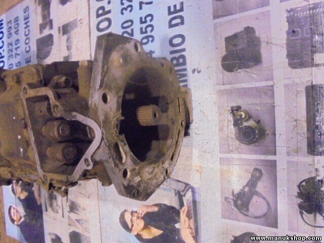 Schaltgetriebe Getriebe Mitsubishi Pajero Montero L040 2.5 TD MO11S5A001 H23754