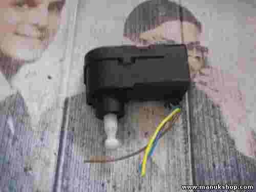 Stellmotor Scheinwerfer LWR Leuchtweitenregulierung VW T5 TT 0307853304