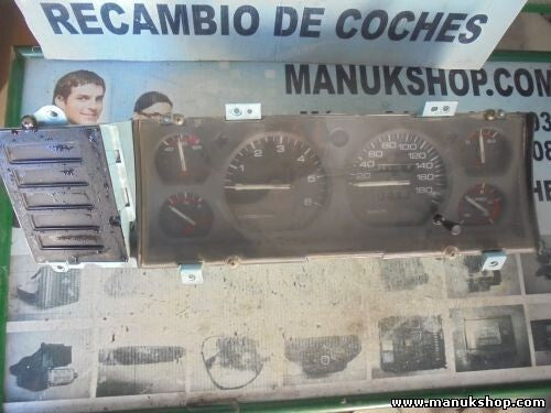 Kombiinstrument Tacho Jeep 56002829 56 002 829 0P08811 0P-088-11