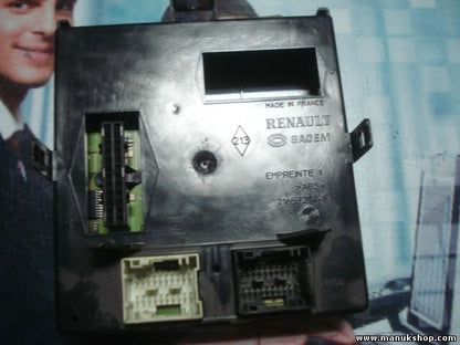 Sicherungskasten Renault Laguna II 8200206775 8200213231