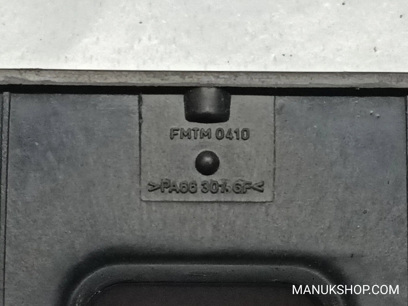 Aschenbecher Audi A4 FMTM0410 FMTM-0410 PA6630GF