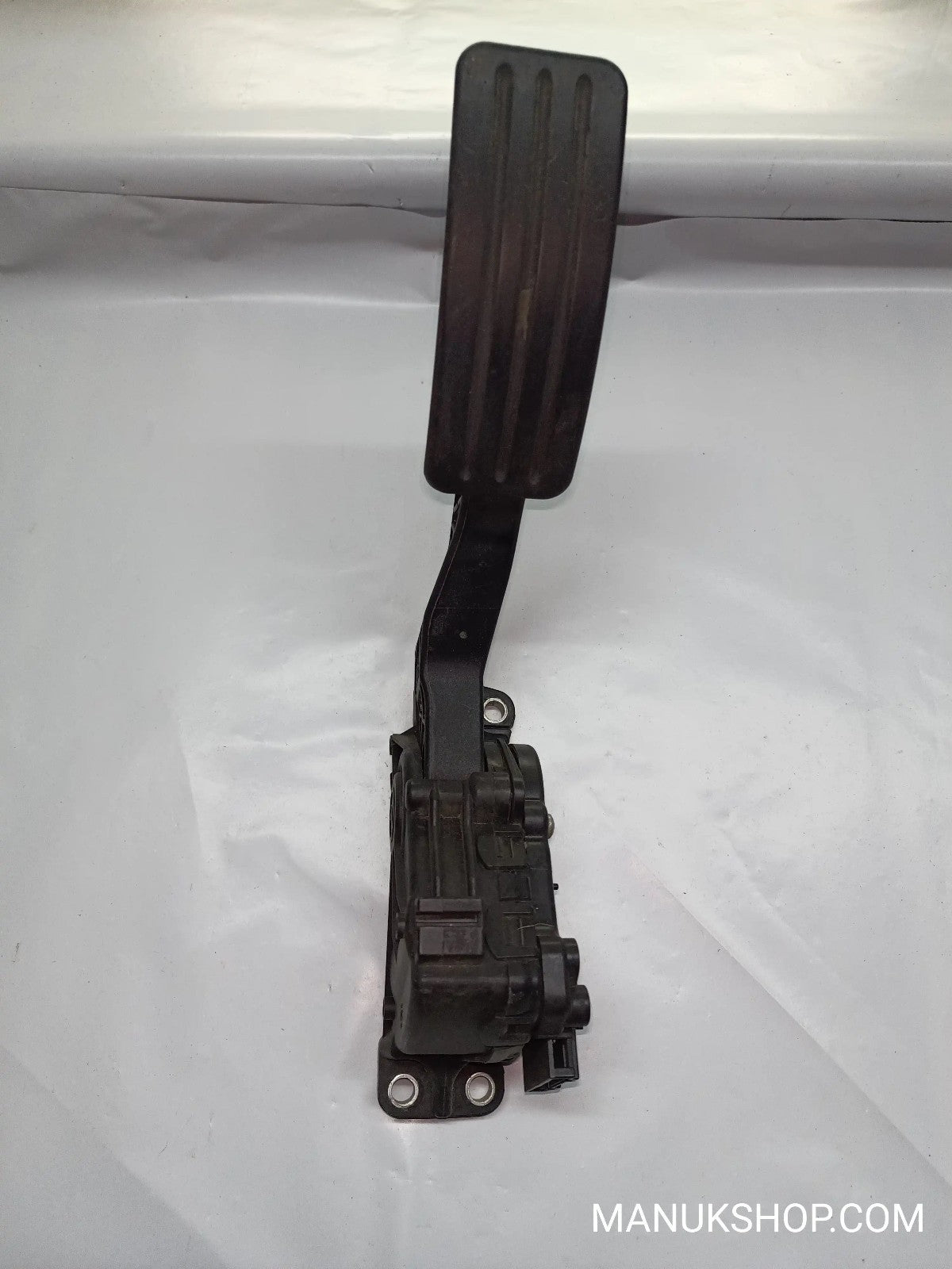 Gaspedalpotentiometer Dacia Logan 8200386506B 8200 386 506 --B 6PV00908502