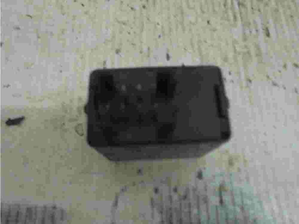 Blinkrelais  Suzuki 0665004230 066500-4230 FE249JR