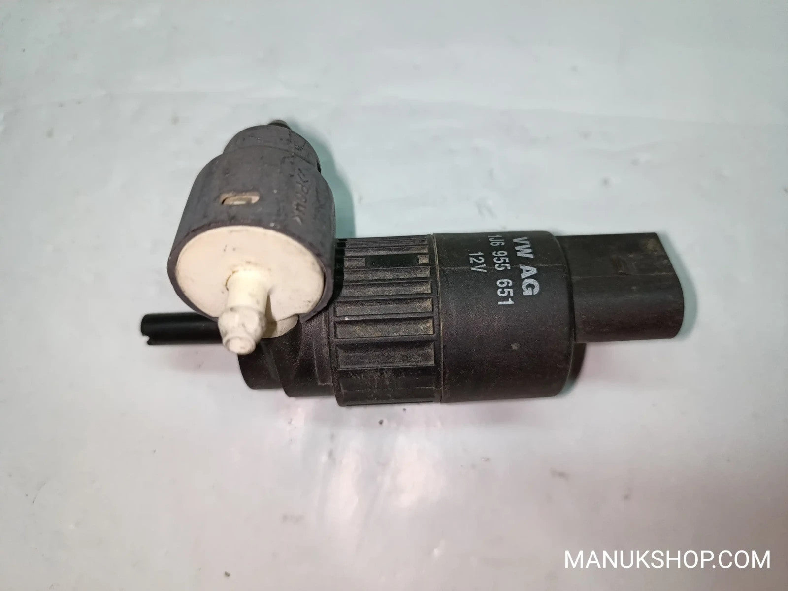 Waschwasserpumpe VW Volkswagen Golf 3 1J6955651 1J6 955 651 12V