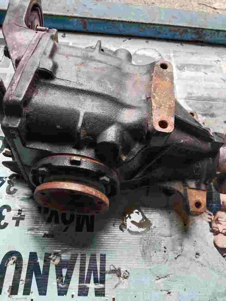 Differential hinten Hinterachsgetriebe BMW 3 316 E36 1214009 200896 GGG40