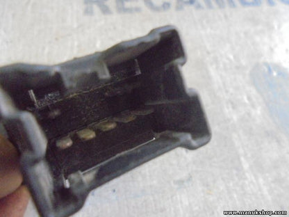 Warnblinkschalter Nissan Primera NILES 06016