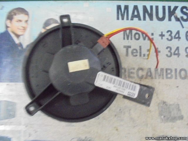 Gebläsemotor Peugeot 205 VALEO F828370U C19828323H 53666532M
