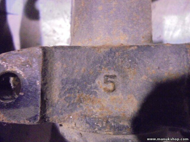 Lenkzwischenhebel Lenkhebel Mitsubishi Pajero Montero MB831042