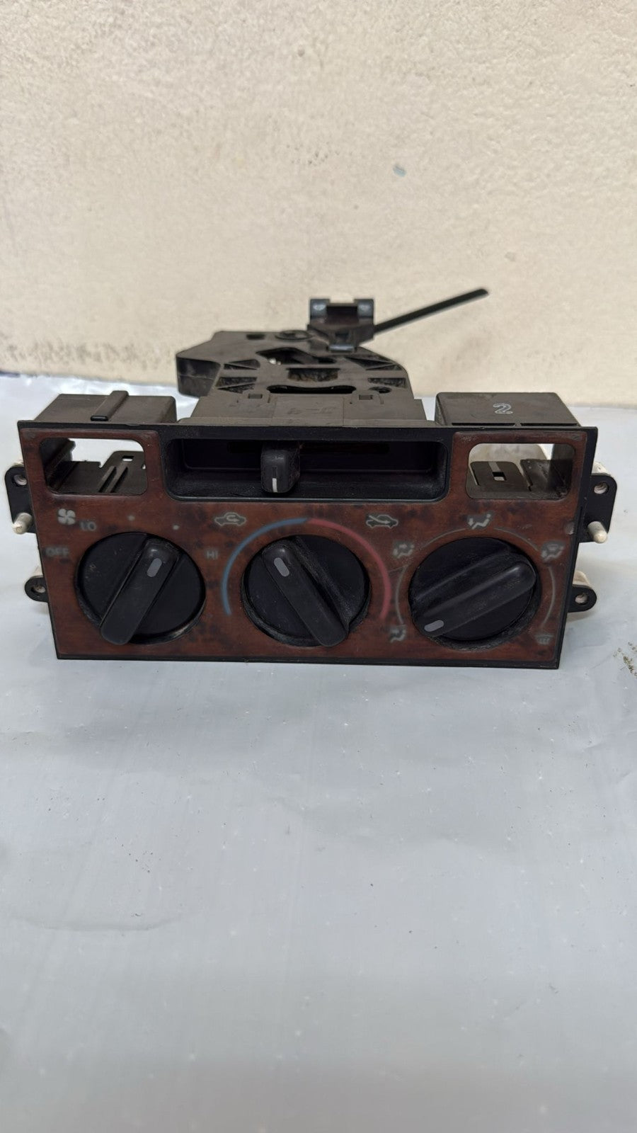 Heizungsbedienteil Toyota Land Cruiser J9 55911-60040 5591160040