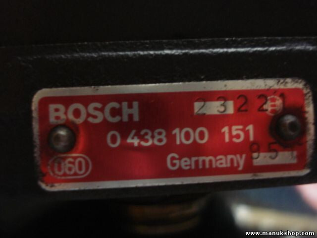 Mengenteiler VW Volkswagen Audi Coupe 855 BOSCH 0438100151 0 438 100 151