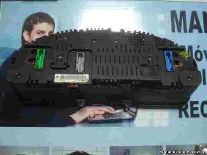 Kombiinstrument Tacho Audi A4 1.9 TDI Quattro 8D0920932FX VDO 110208942043